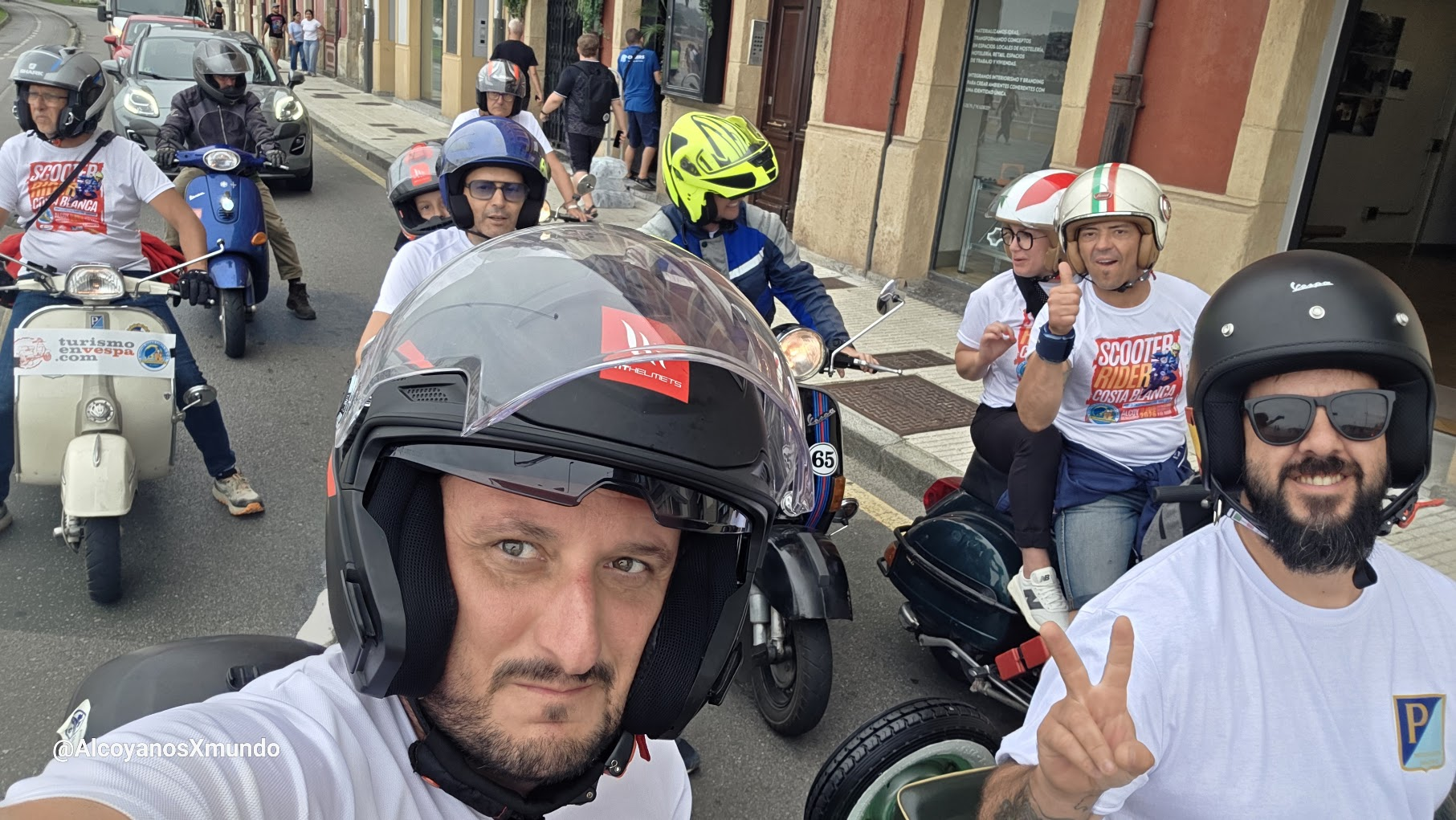 Asturias en vespa por la Encefalomielitis Mialgica